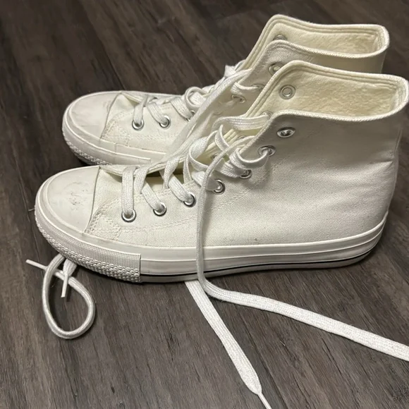 Sincerely Jules White Canvas - Picture 4 of 6